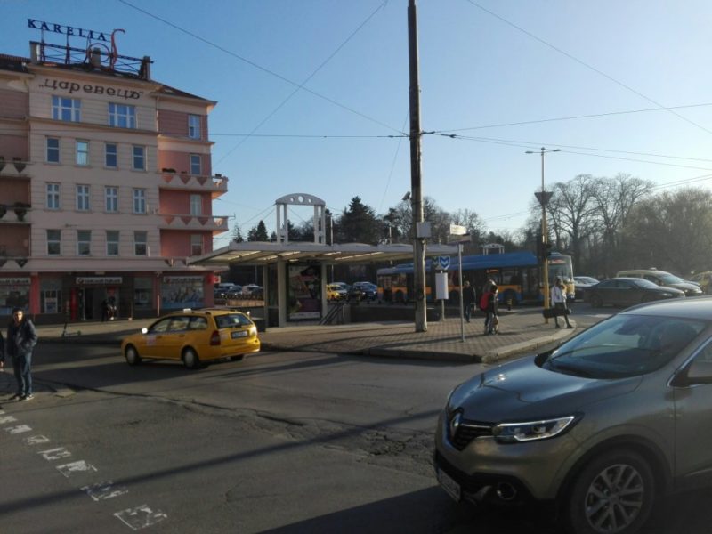 подлеза пред Царевец на Орлов мост в София